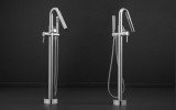 Aquatica Colonna WS Floor Mounted Tub Filler Chrome 01 (web)